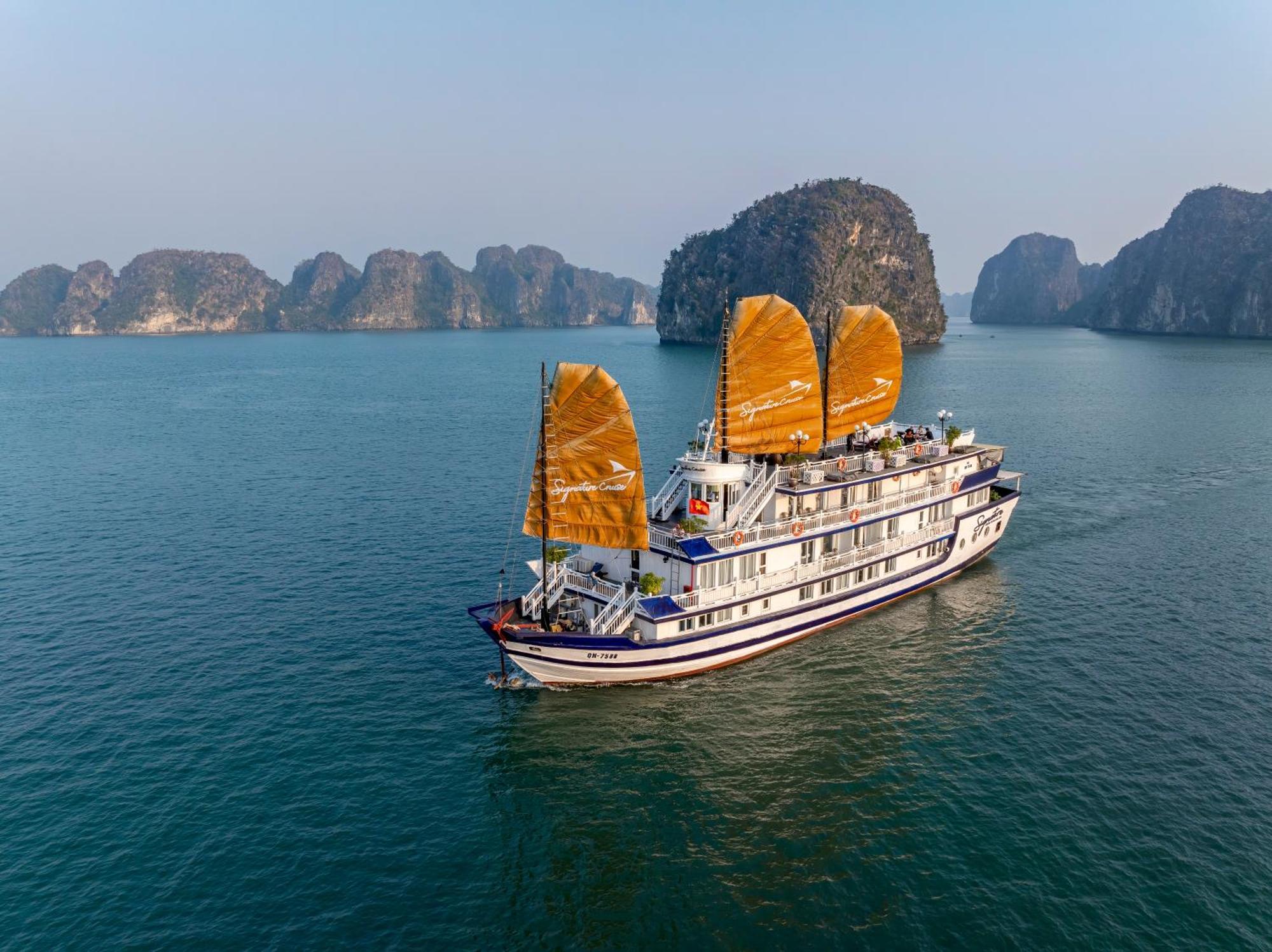 Signature Halong Cruise Hạ Long Exterior foto