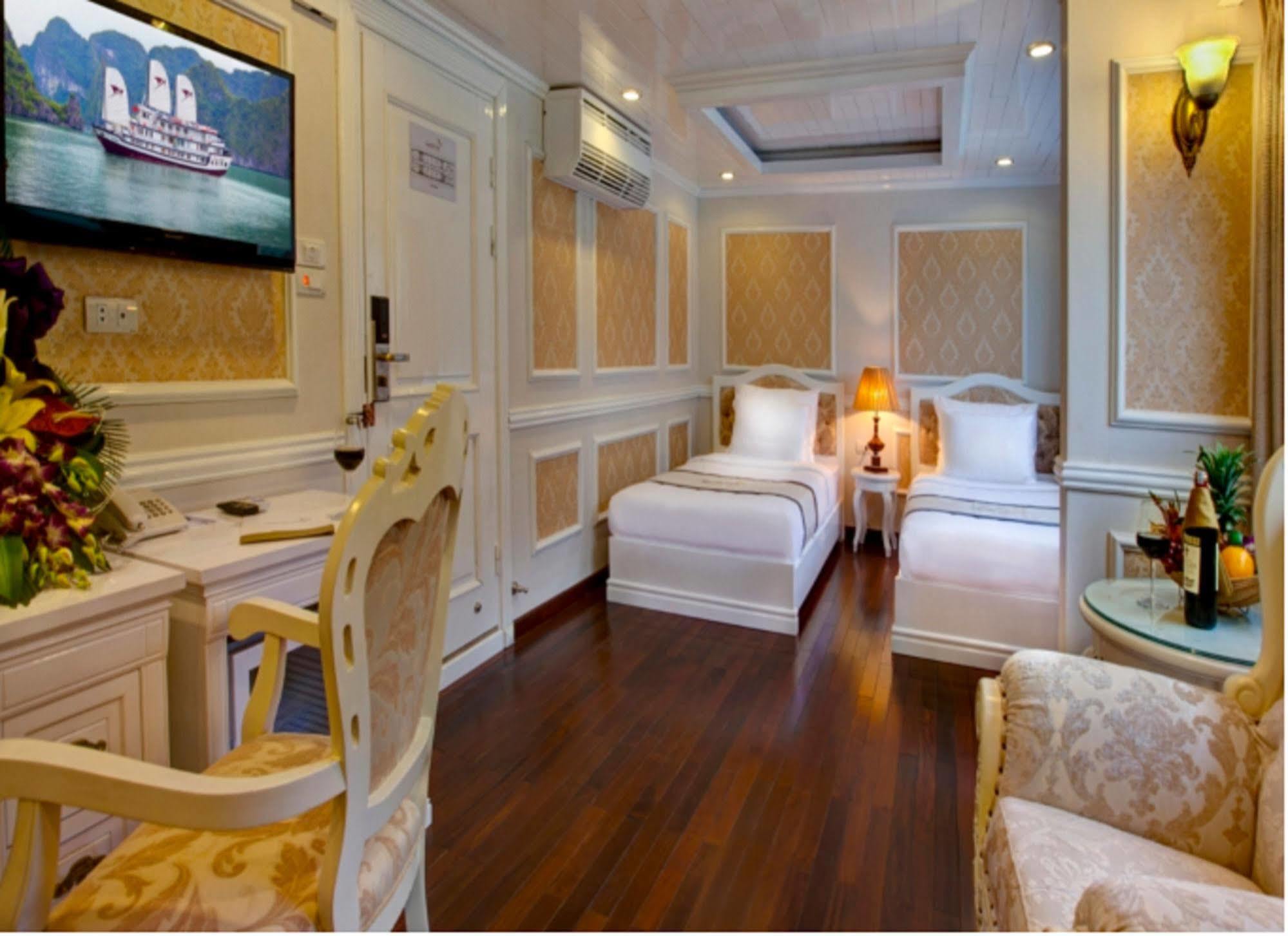Signature Halong Cruise Hạ Long Exterior foto