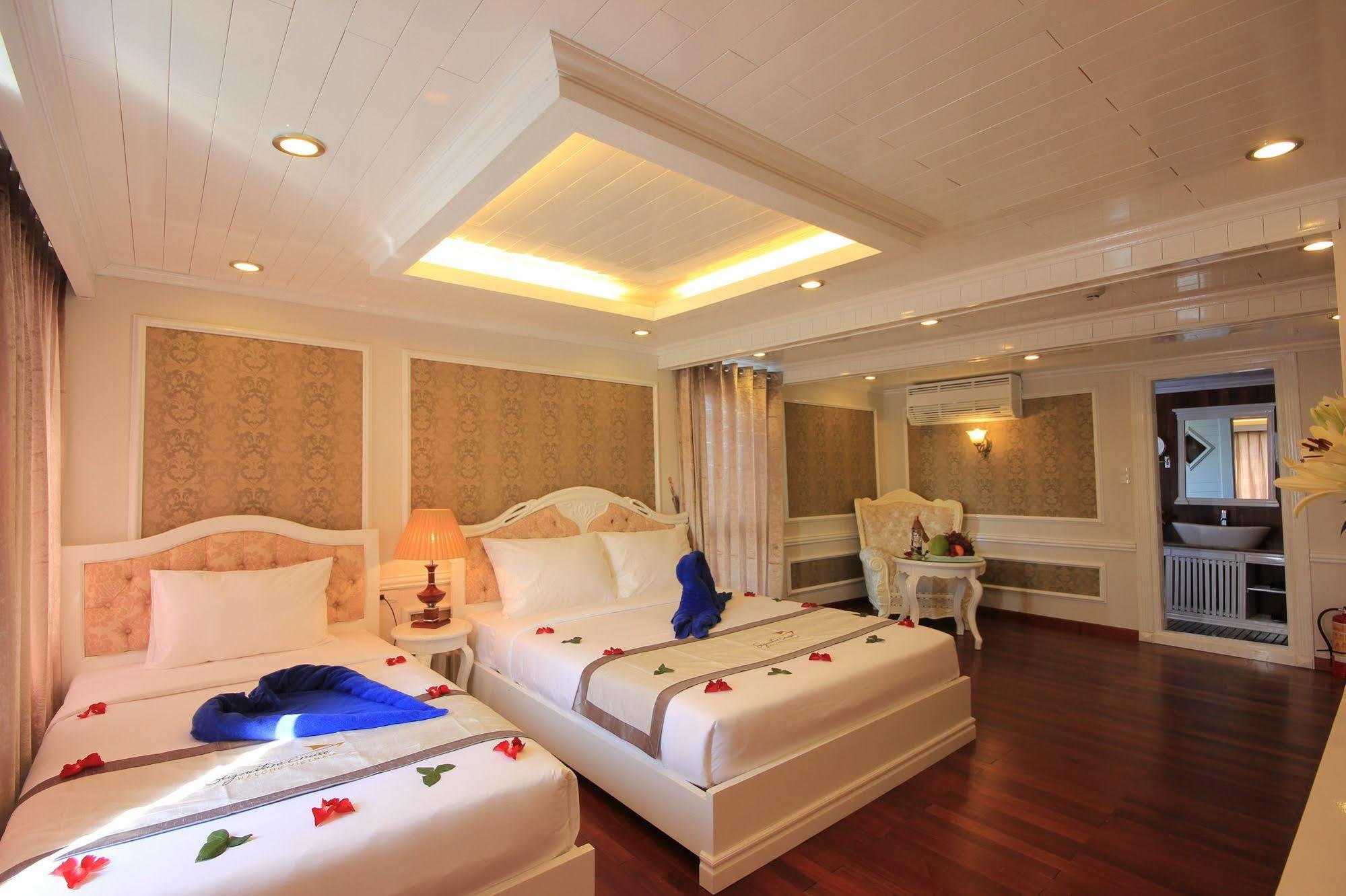 Signature Halong Cruise Hạ Long Exterior foto