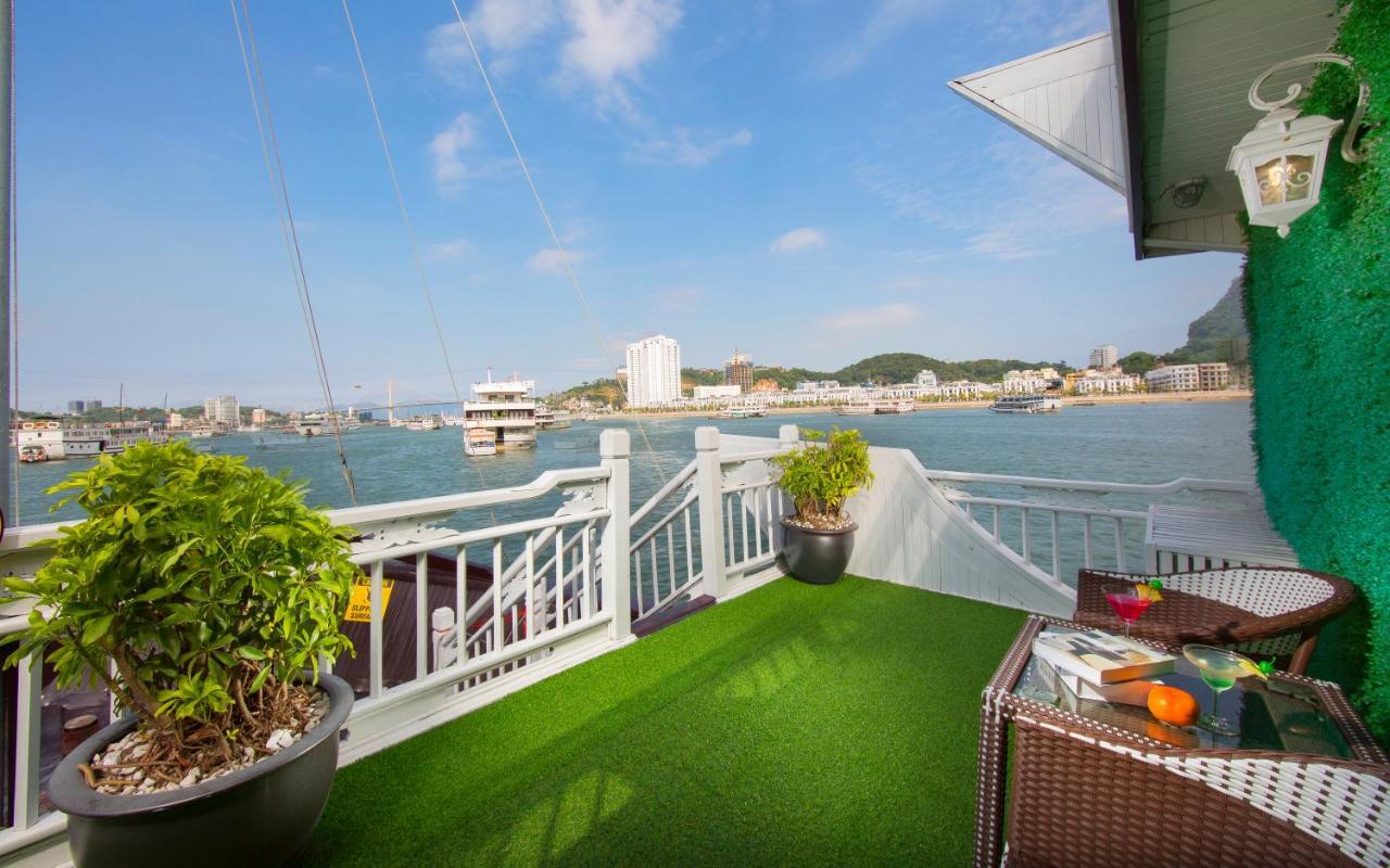 Signature Halong Cruise Hạ Long Exterior foto