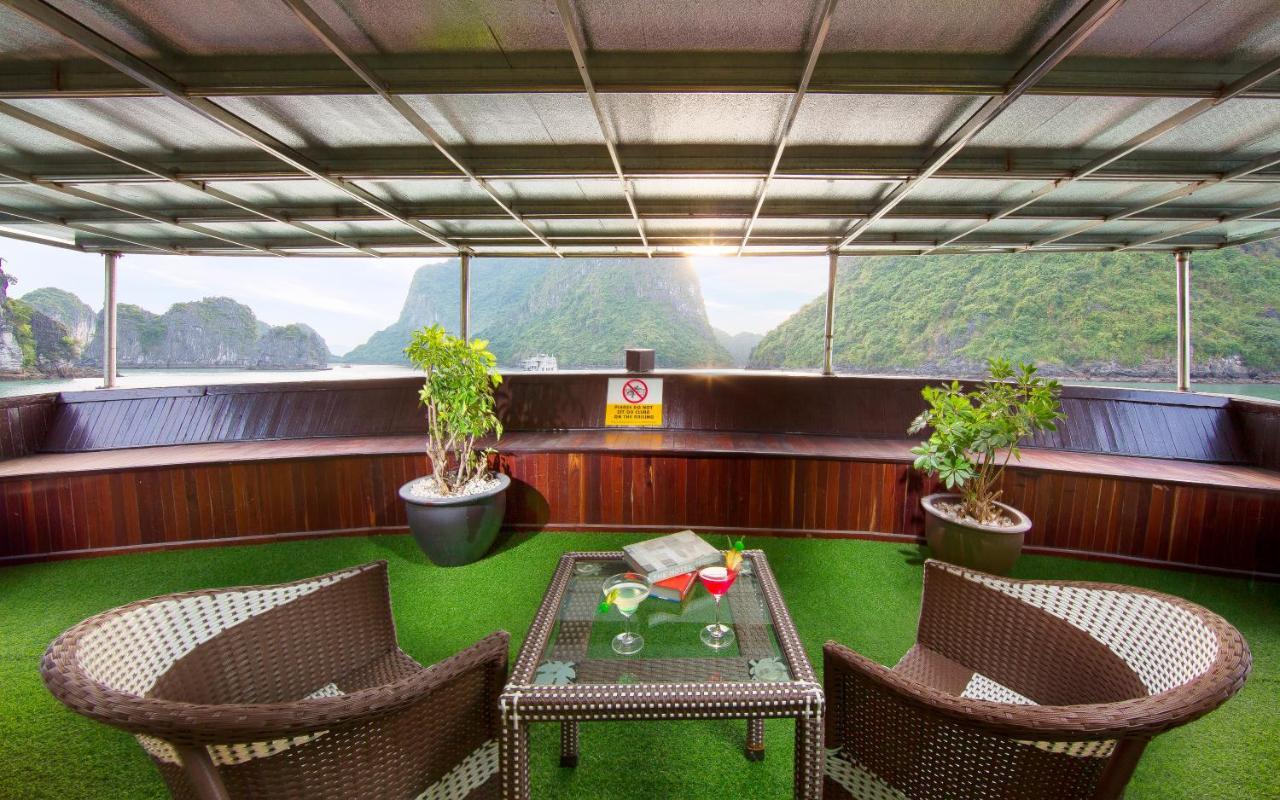 Signature Halong Cruise Hạ Long Exterior foto